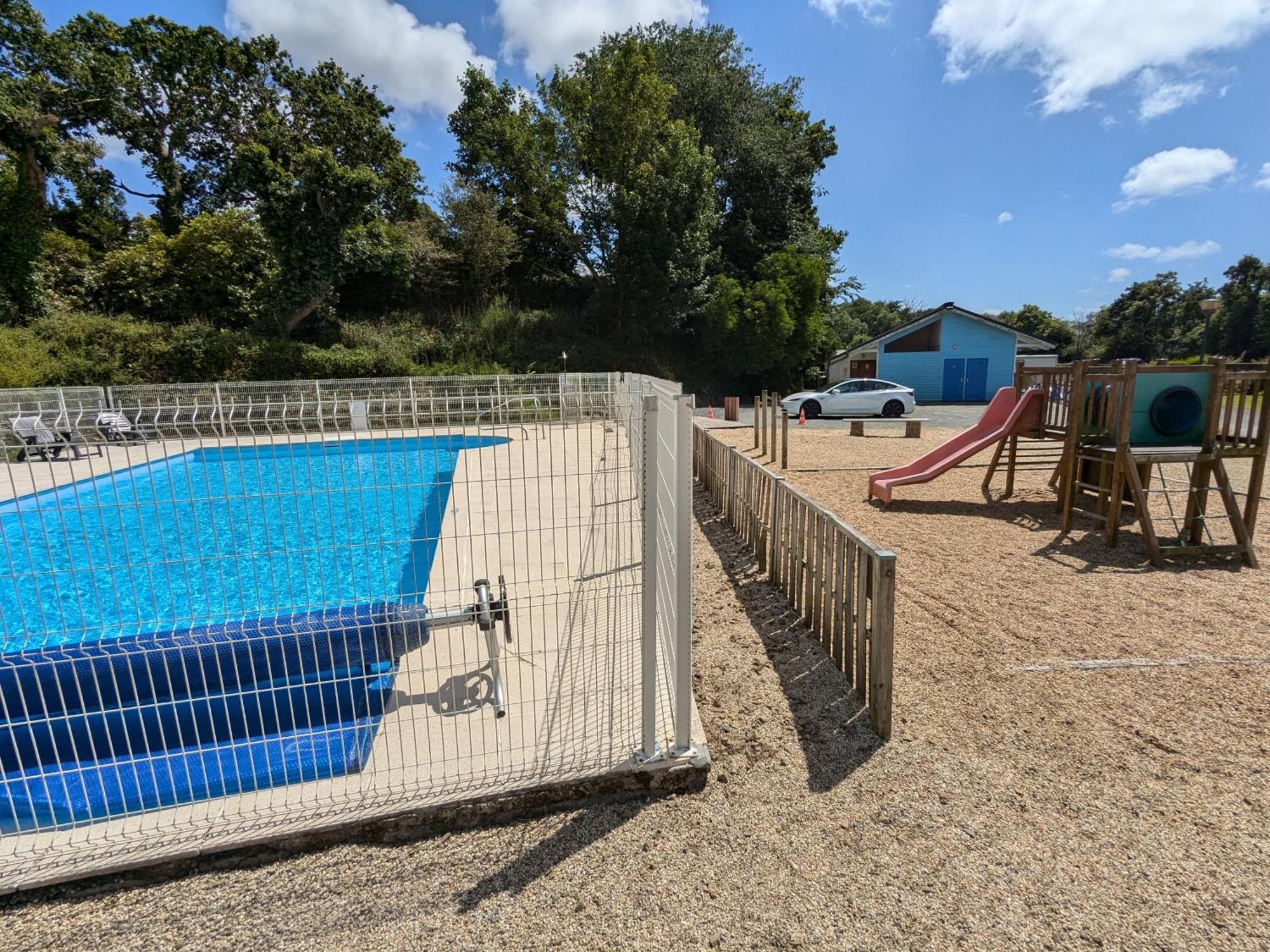 Grand Mobilhome 4 Pers 2025 - Granit Rose - Piscine Kermaria-Sulard Exteriör bild
