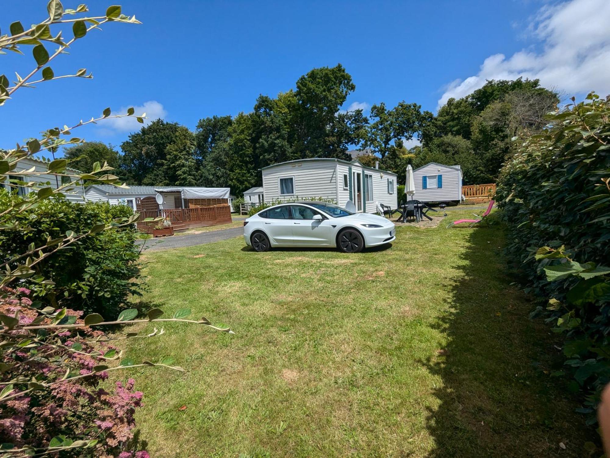 Grand Mobilhome 4 Pers 2025 - Granit Rose - Piscine Kermaria-Sulard Exteriör bild